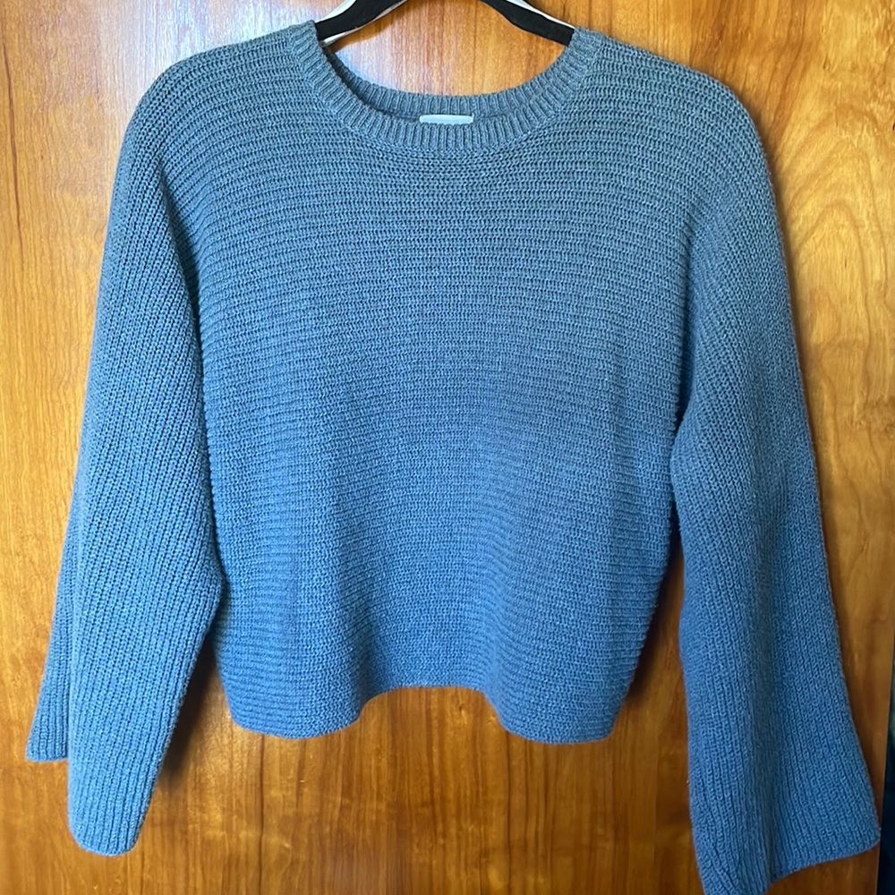 GHANDA Cropped Sweater